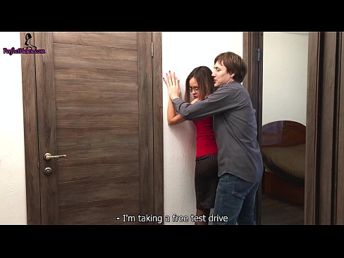 ❤️ Sexy Realtor sensually jerks his pussy and fucks while selling his apartment - Krempai ❤❌  ﹏